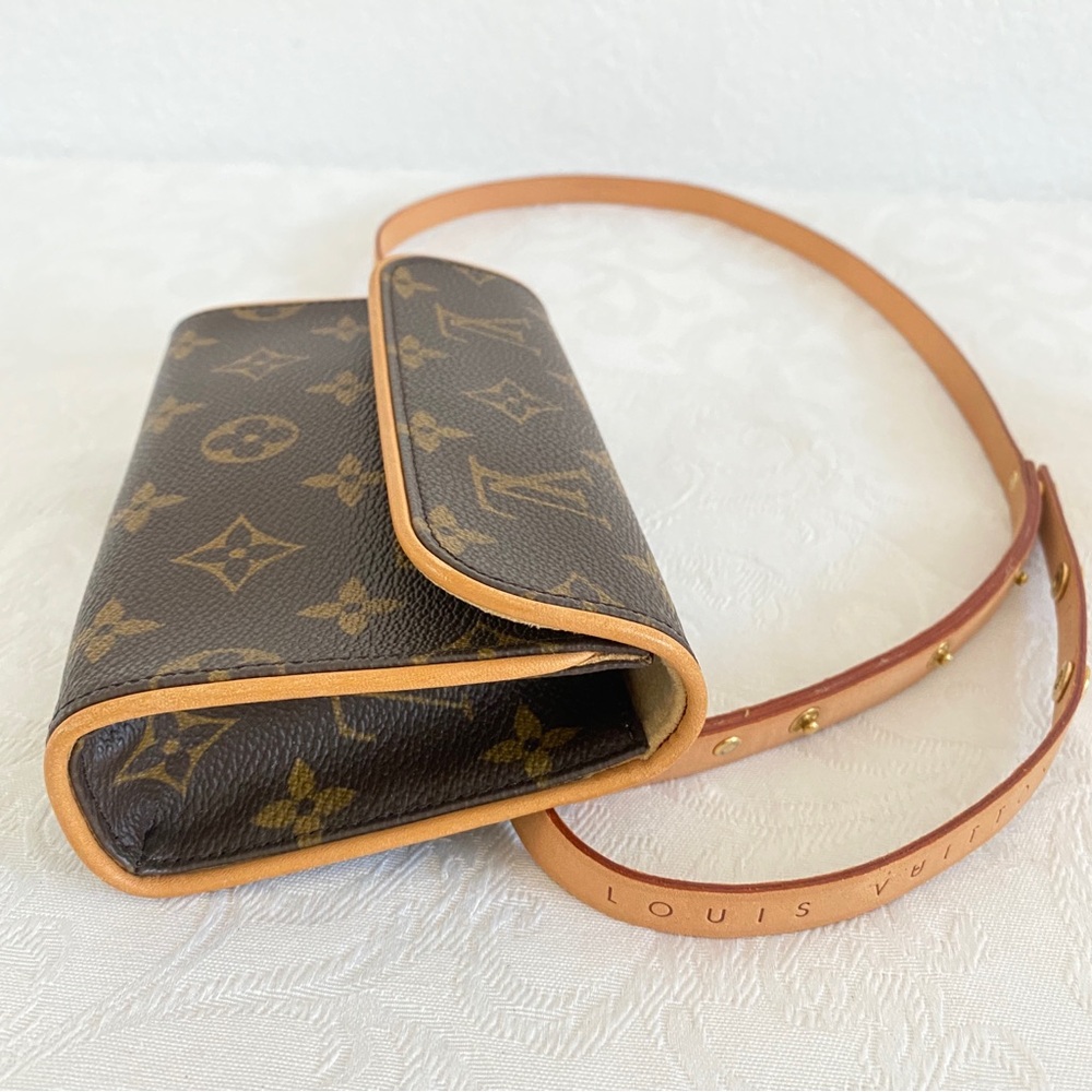Louis Vuitton Pochette Florentine Belt Bag - Picture 4 of 16